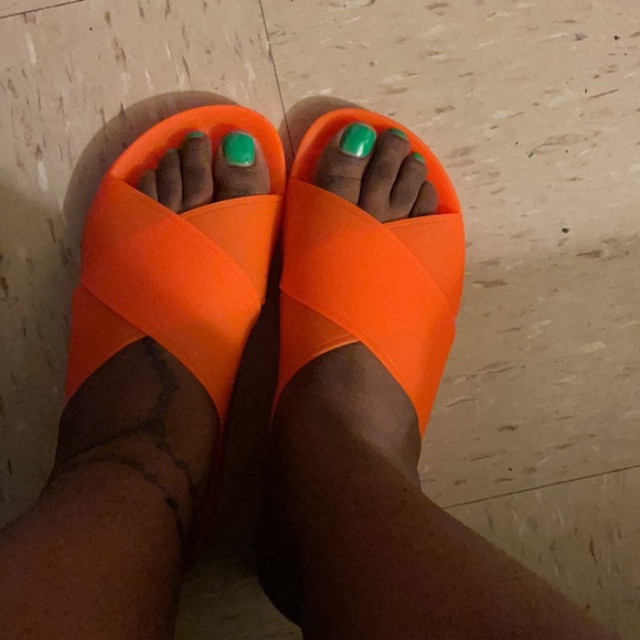 Orange slides - Picture 5 of 5